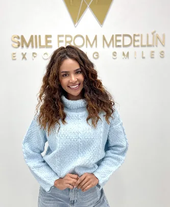 Happy patient with a new smile at Smile From Medellín